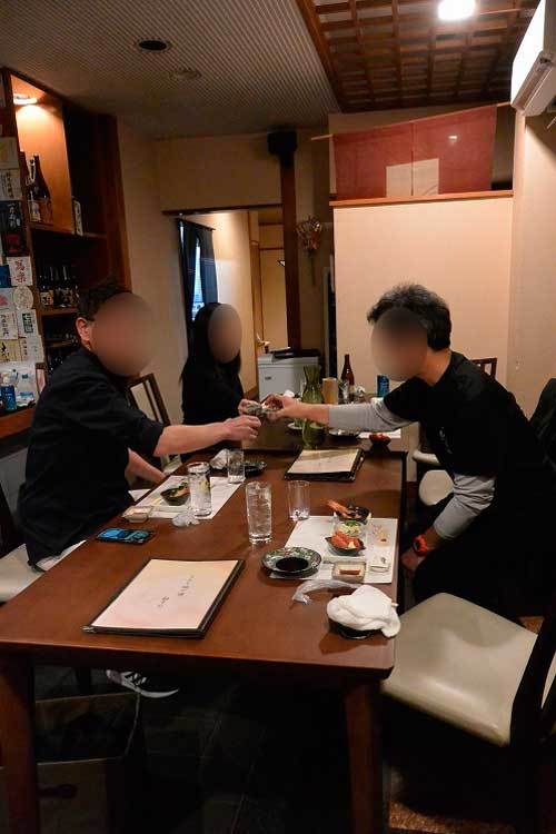 【(山梨グルメ)甲府市「はる将」でチャンピオンと「くどき上手」と「人気酒」呑み比べ!!】_a0005436_11524914.jpg