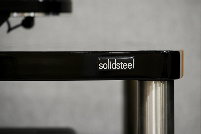”Solidsteel” スピーカースタンド & ラック を聴きました_e0404728_15363571.jpg