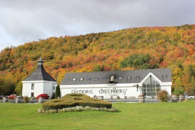 秋のケープ・ブレトン島 Glenora Distillery_c0353373_03073199.jpg