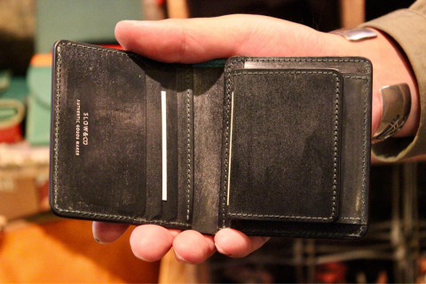 SLOW ブライドル　ミニウォレット bridle - mini wallet -｜SLOW – スロウ 公式ECサイト | 革製の