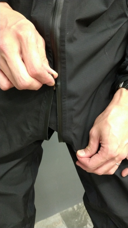 かつての銘品が復活！ノースフェイス「Hybrid Sheerice Jacket ＆Bib」_d0198793_17564520.jpg