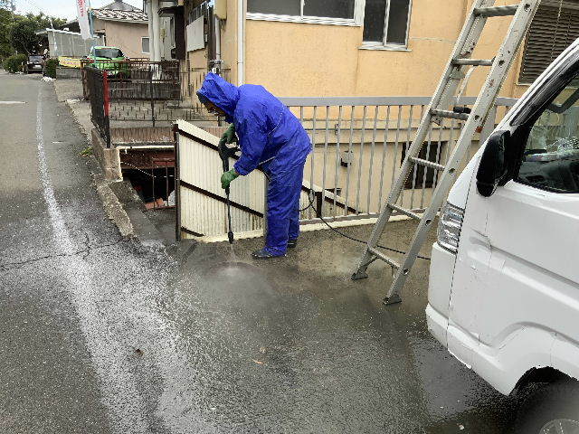 民間工事5日目_f0031037_20161138.jpg