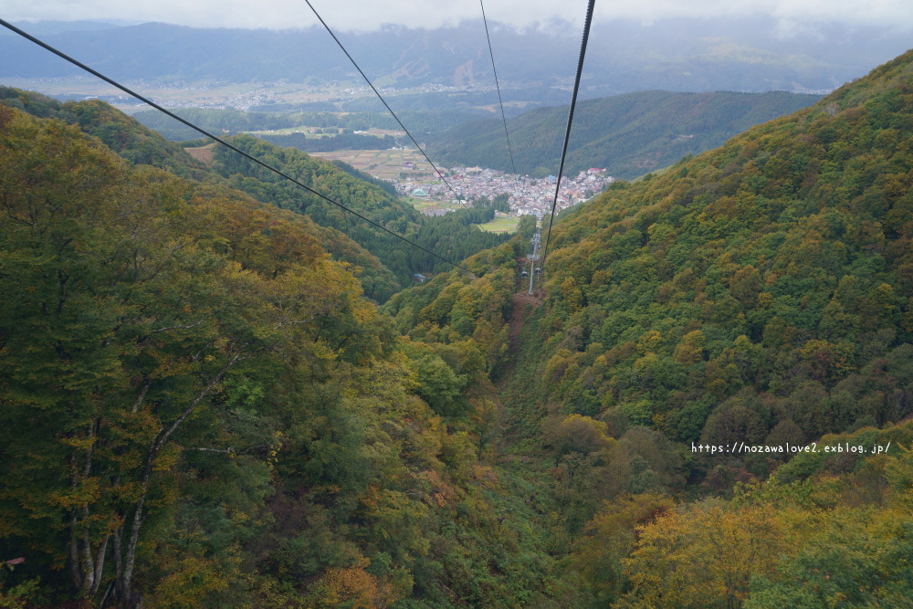 10/21白くなった毛無山と紅葉_b0404739_20225737.jpg