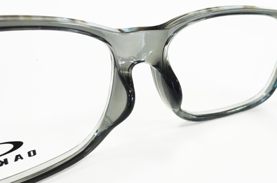 OAKLEY(オークリー)お子様向け度付き対応新作オプサルミックフレームTOP LEVEL(トップレベル)アジアフィット発売開始！_c0003493_09060485.jpg