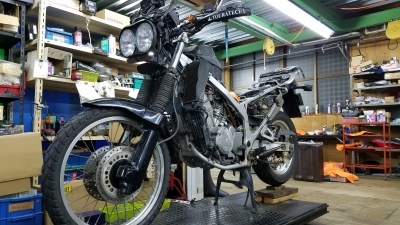 アフリカツイン車検整備：フロント廻り : ノザワホンダ船橋店
