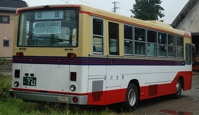秋北バスの富士重工架装車_e0030537_18431152.jpg