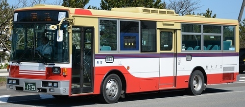 秋北バスの富士重工架装車_e0030537_18431527.jpg