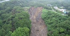 ７月３日に発生した熱海・伊豆山地区での土石流　（１１）_f0197754_21313310.jpg
