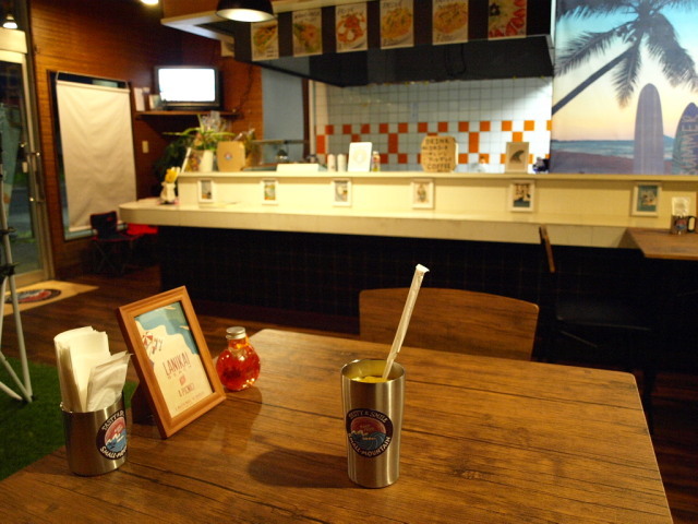 SMALL MOUNTAIN(ハンドピザ BBQ 他)_d0153062_21065057.jpg