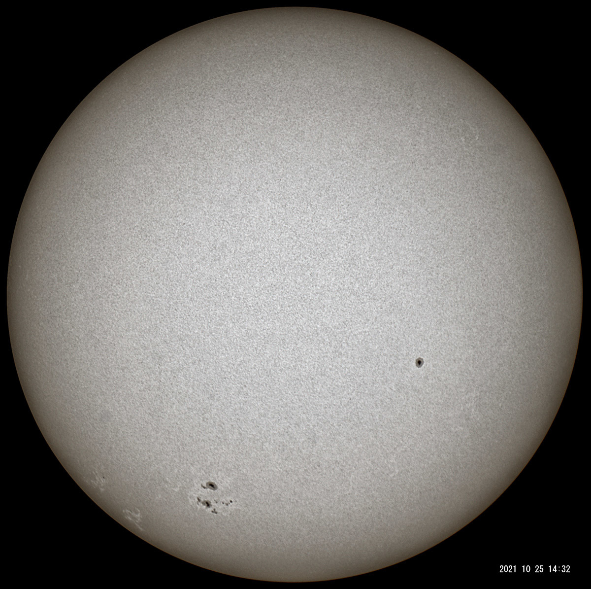 10月25日の太陽_e0174091_16010418.jpg