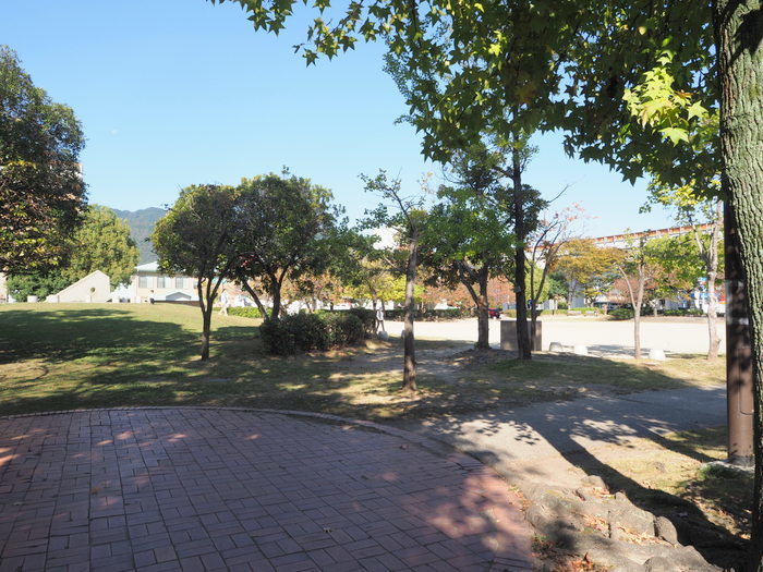 佐伯区民文化センター&五日市中央公園_c0116915_23575987.jpg