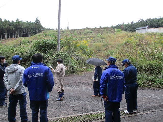 法整備と原状回復が急務 議員有志で大渕地区等の「違法土砂埋立て地」の現場視察_f0141310_07420728.jpg