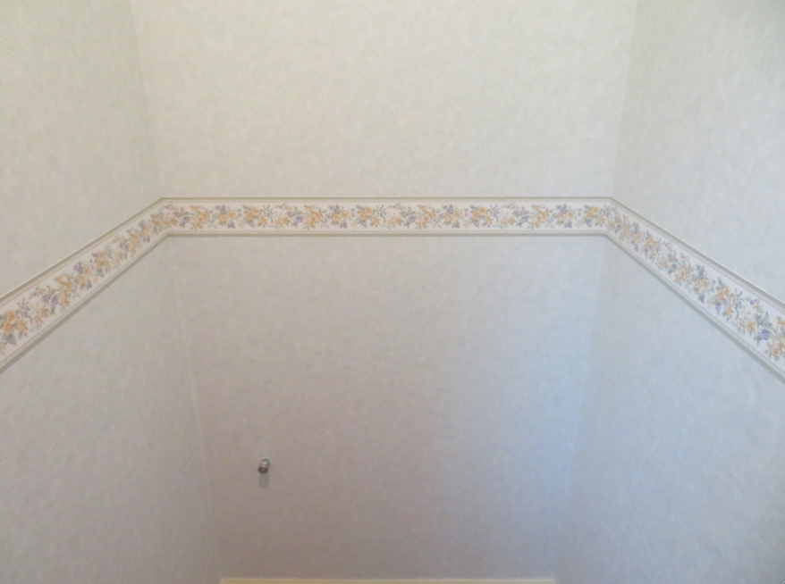 『トイレ』の『クロス張り替え』を承りました by interior styling of bright _c0157866_20431481.jpg