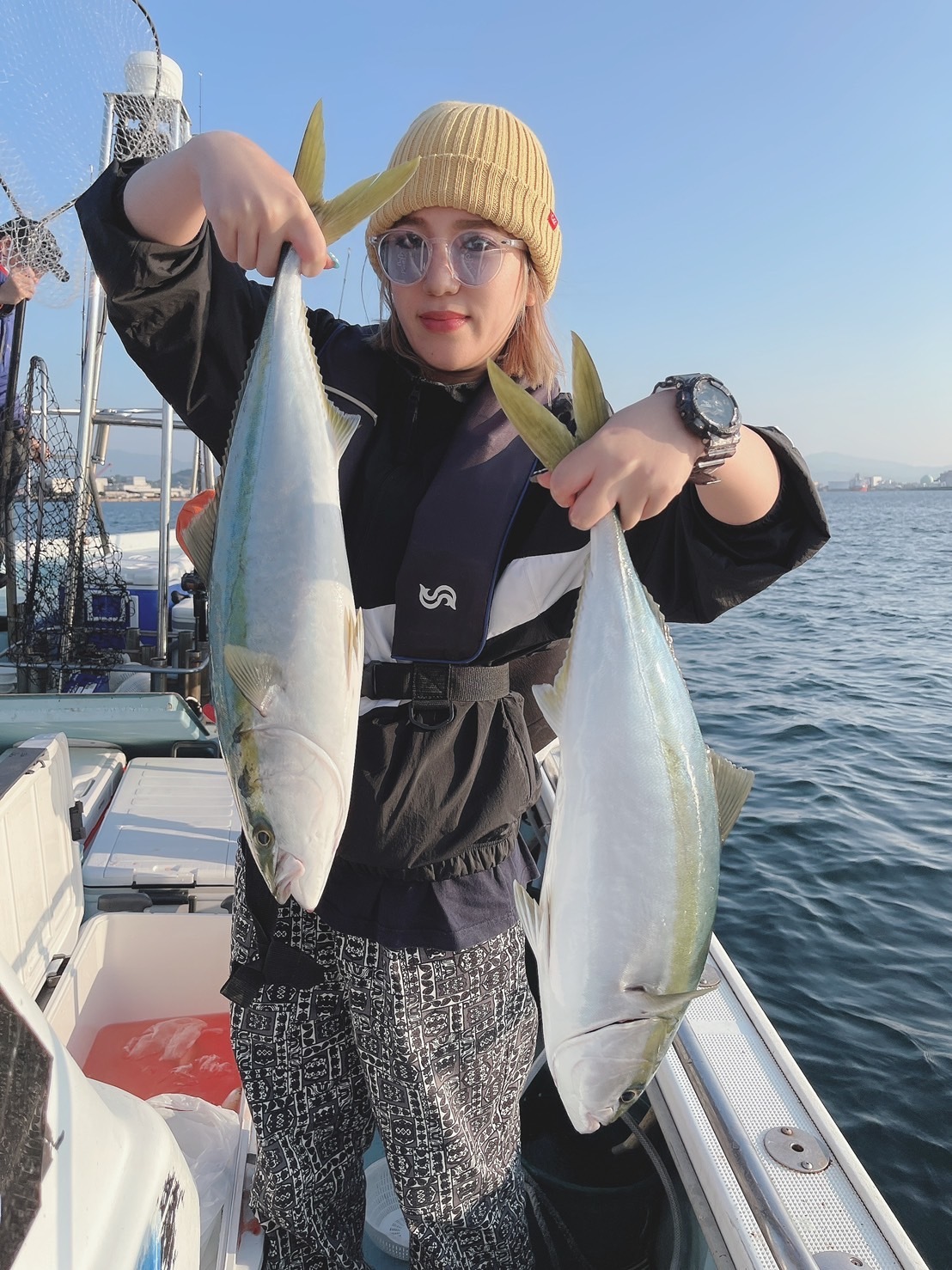 １４日 日 只今の豊後水道 タチウオはどなたでも楽勝で釣れています O 愛媛 松山 伊予灘 高速遊漁船 Pilar 海人 本日の釣果