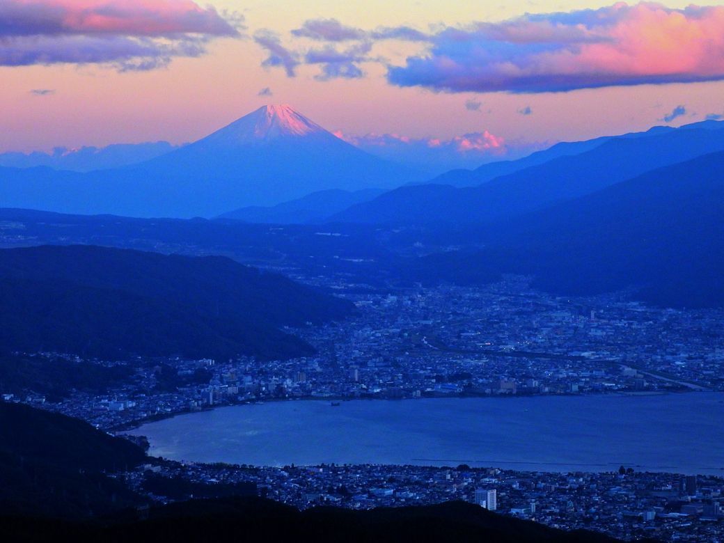 高ボッチ紀行（４）・・・一日遡って１０月２３日の諏訪湖富士山夕景までを_a0031821_16025422.jpg