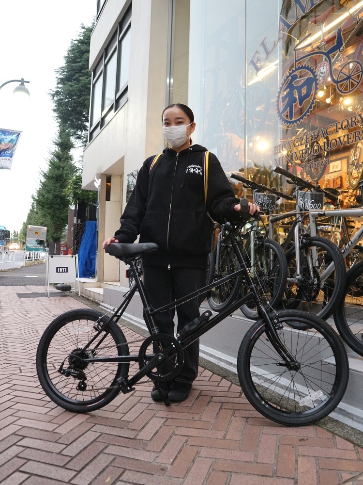 10月28日　渋谷　原宿　の自転車屋　FLAME bike前です_e0188759_17514713.jpg