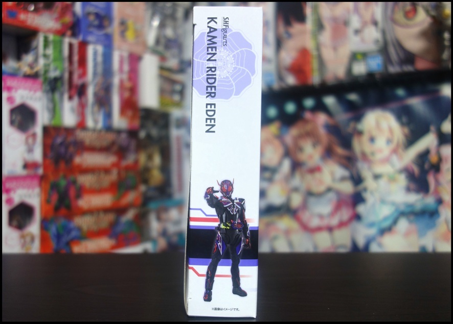 S H Figuarts 仮面ライダーエデンをレビュー 美しすぎる目の錯覚に注目 Bob Expo