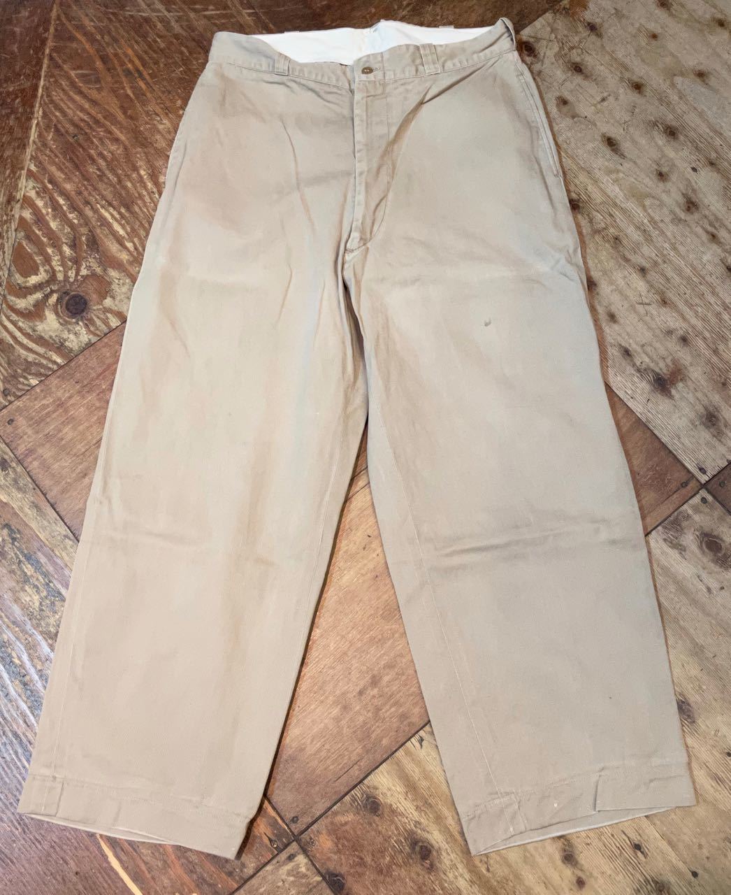 10月30日（土）入荷！６０s vintage  ヴィンテージ　U.S.M.C  Chino trousers ! チノ_c0144020_14254856.jpg