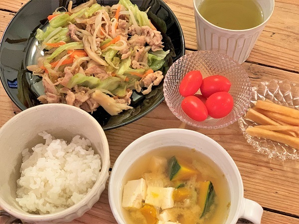 『部分月食』と 『おうちごはん』_d0249193_21584286.jpg
