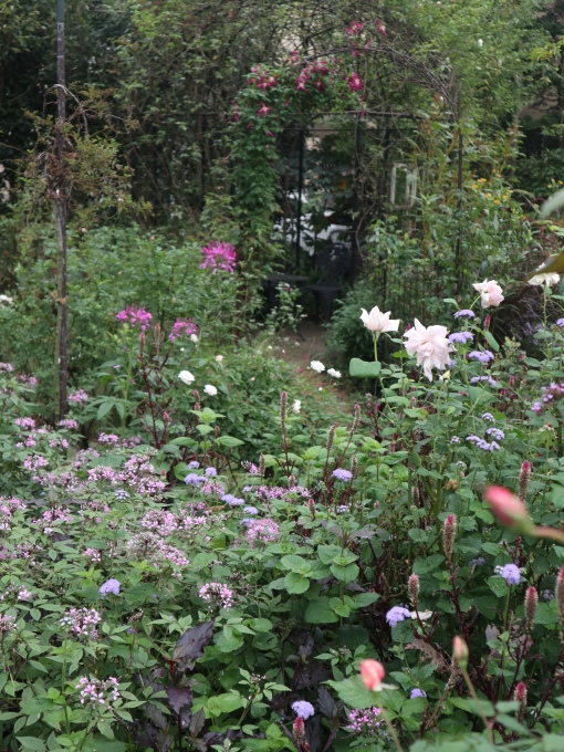 待ち合わせはグリーンローズガーデンで あけの秘密の花園