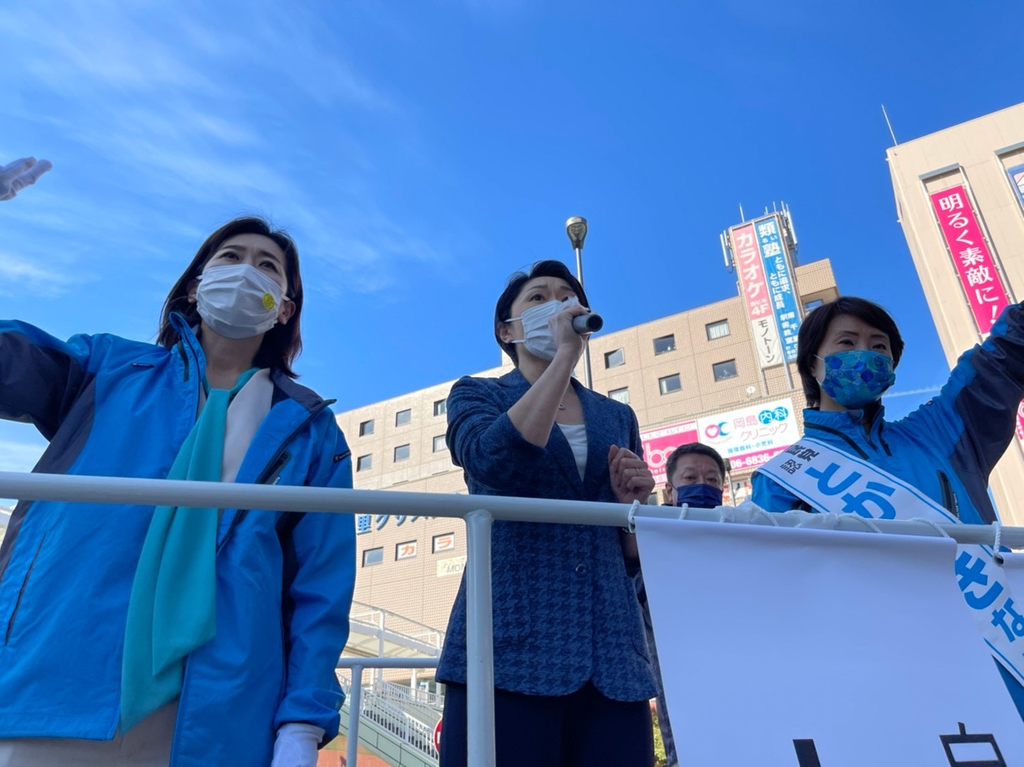 最終日の街宣活動_b0010896_22021640.jpg