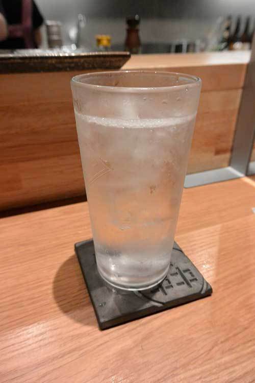 【(山梨グルメ)甲府市「焼鳥 enta」で 「お任せコース」と「青煌」「而今」「一白水成」「田中六五」!!】_a0005436_11281717.jpg