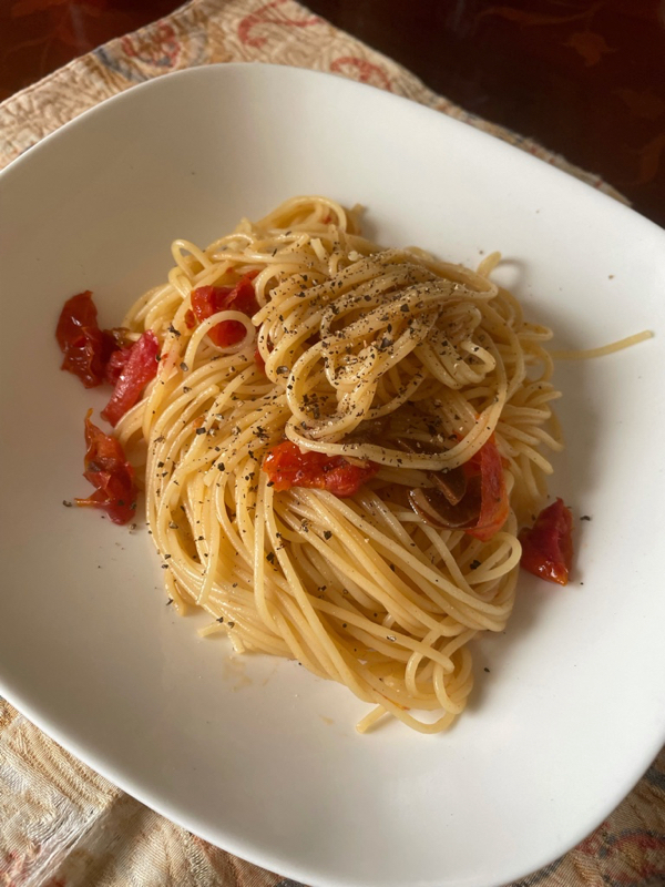 セミドライトマトのパスタ 地上50mでも野菜はできました そして３mへ