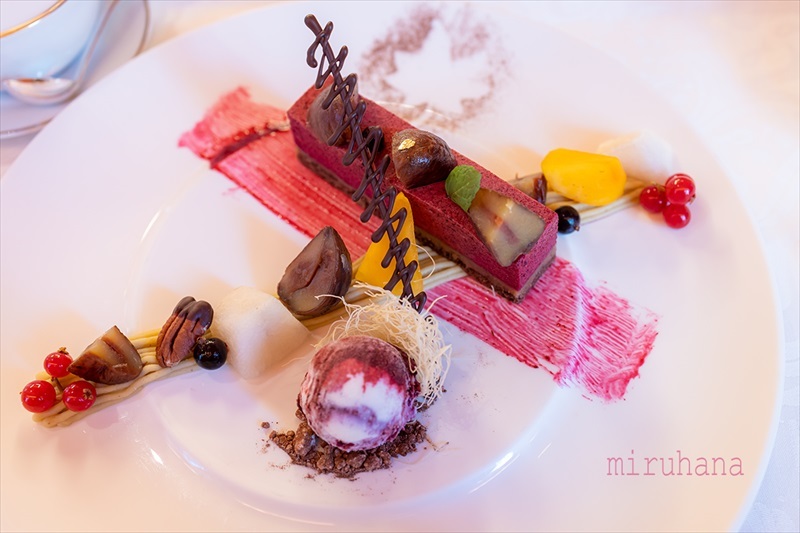資生堂パーラー 銀座本店サロン・ド・カフェ。_c0037519_23400413.jpg