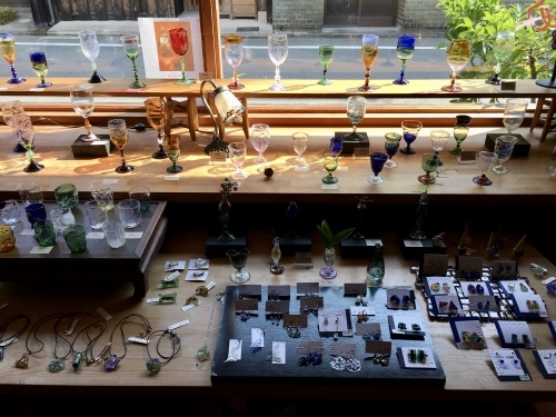 あまたの展示会『伊藤由貴 ガラス展』始まりました！_b0153663_14422065.jpeg