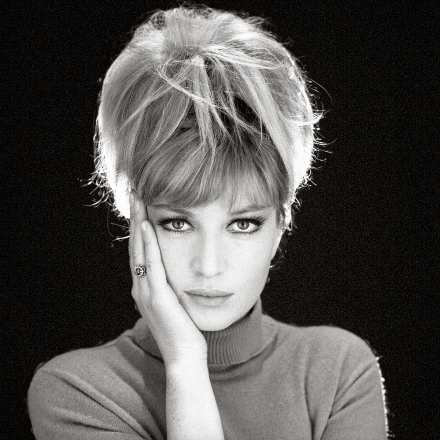 モニカ・ヴィッティ（Monica Vitti）・・・美女落ち穂拾い211103_e0042361_20445730.jpg