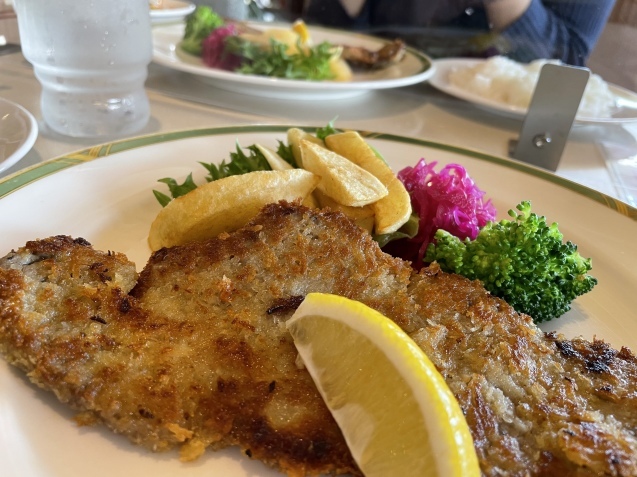 休日。_a0394574_13371757.jpeg