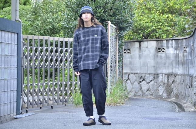 \"STUSSY\"<<DISCHARGED PLAID WAFFLE CREW(BLACK)>>Style～KODAI～_c0167336_11174304.jpg