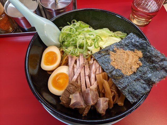 期間限定:特製まぜそば+コロチャー(ラーメン山岡家 旭川神居店:2021年141杯目)_f0397261_05172792.jpg