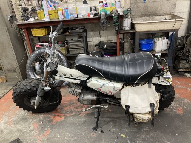 250TR カスタム Y様号開始!_a0164918_19515007.jpg