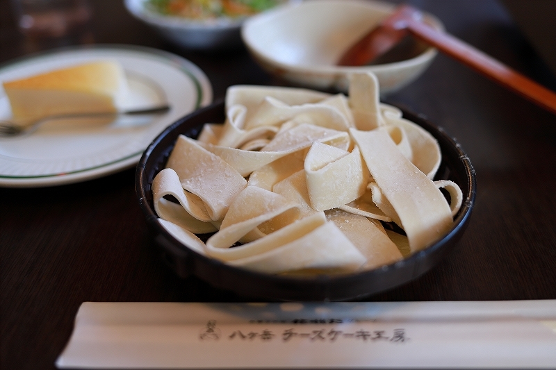 山梨 北杜 八ヶ岳チーズケーキ工房 うろ子とカメラ
