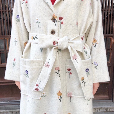 l'atelier du savon 〙 きちんと並ぶお花刺繍ショート&ロング l'atelier du savon 〙 きちんと並ぶお花刺繍ショート&ロング