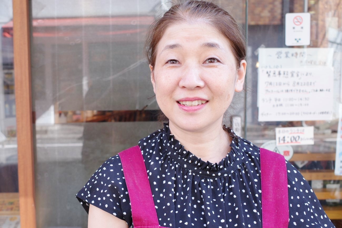 街の洋食屋　AIDA_d0338347_15073896.jpg