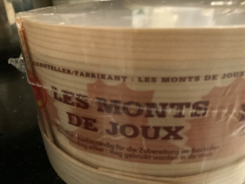 モンドール チーズの季節_f0380954_09251447.jpeg