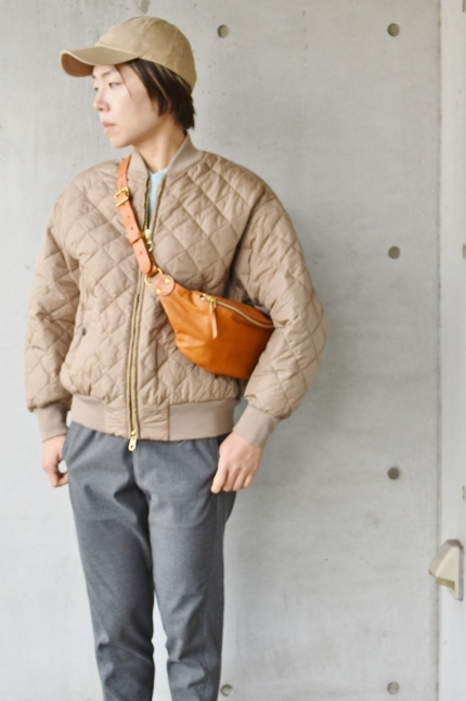 SLOW FUNNY BAG CAMEL 色★_d0152280_03463073.jpg