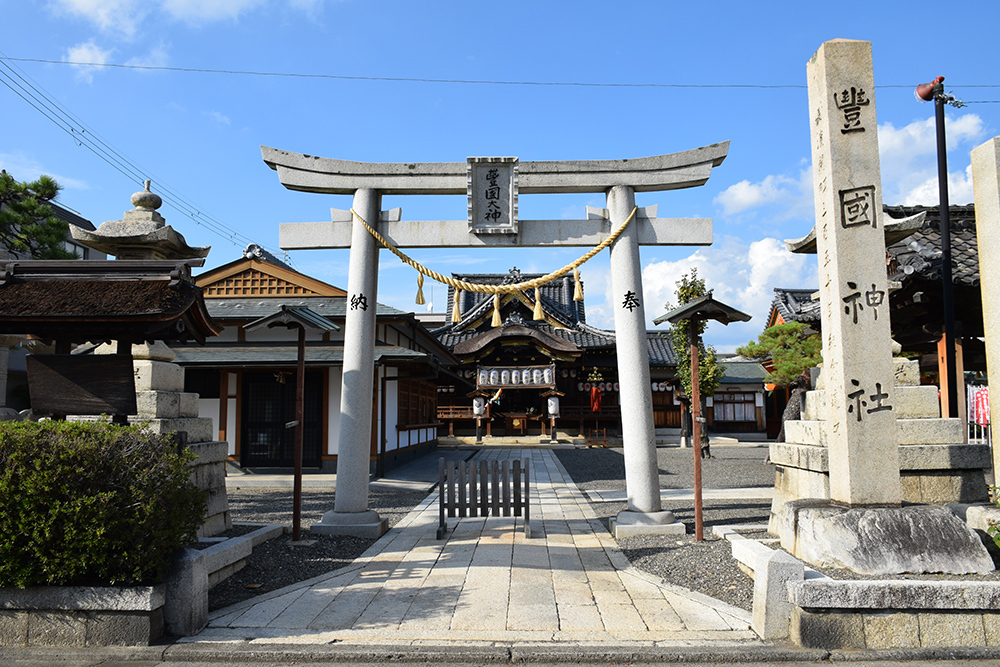 長浜豊国神社を参拝_e0158128_16300944.jpg