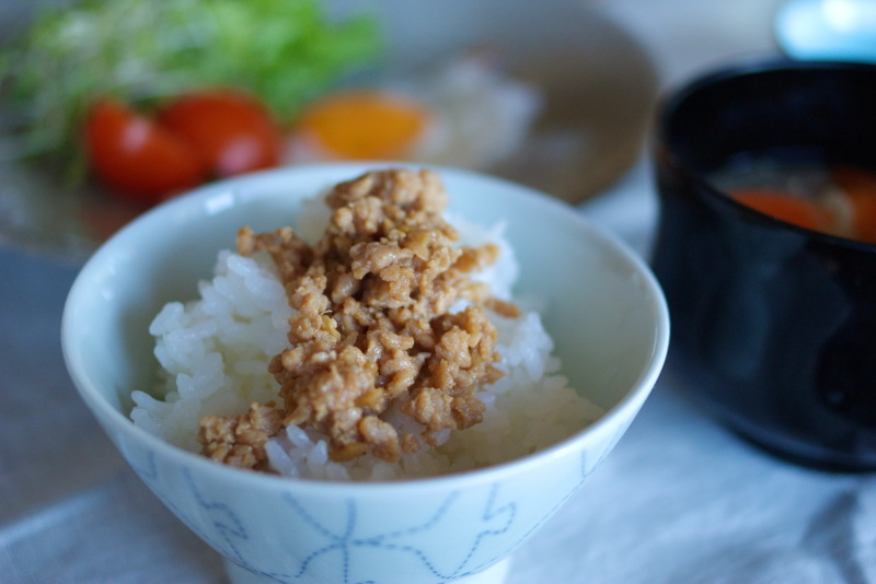 【レシピ】生姜たっぷり鶏そぼろ_d0327373_09501348.jpg