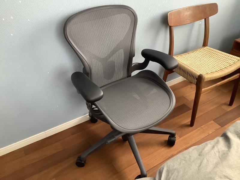 アーロンチェア ライト Westy Life アーロンチェア ライト Westy Life