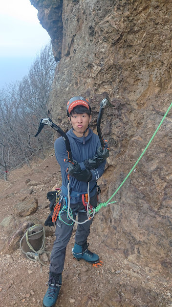 小樽赤岩欲張りクライミング_d0198793_15210536.jpg