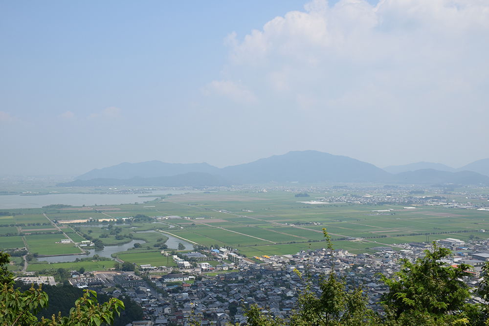 豊臣秀次が築いた八幡山城を歩く。 その1 <登城口~二ノ丸>_e0158128_21132664.jpg