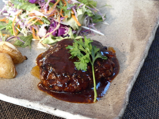 CAFE 幸わう その3(ハンバーグ)_d0153062_20411993.jpg