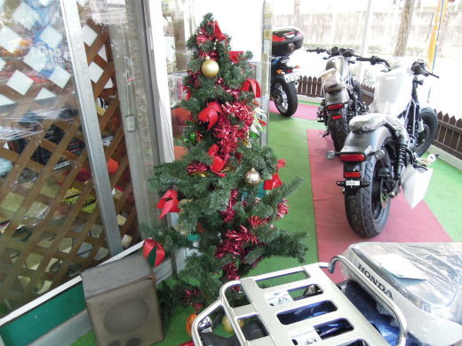 店内ようやく模様替え?ですやん!_f0056935_16225322.jpg