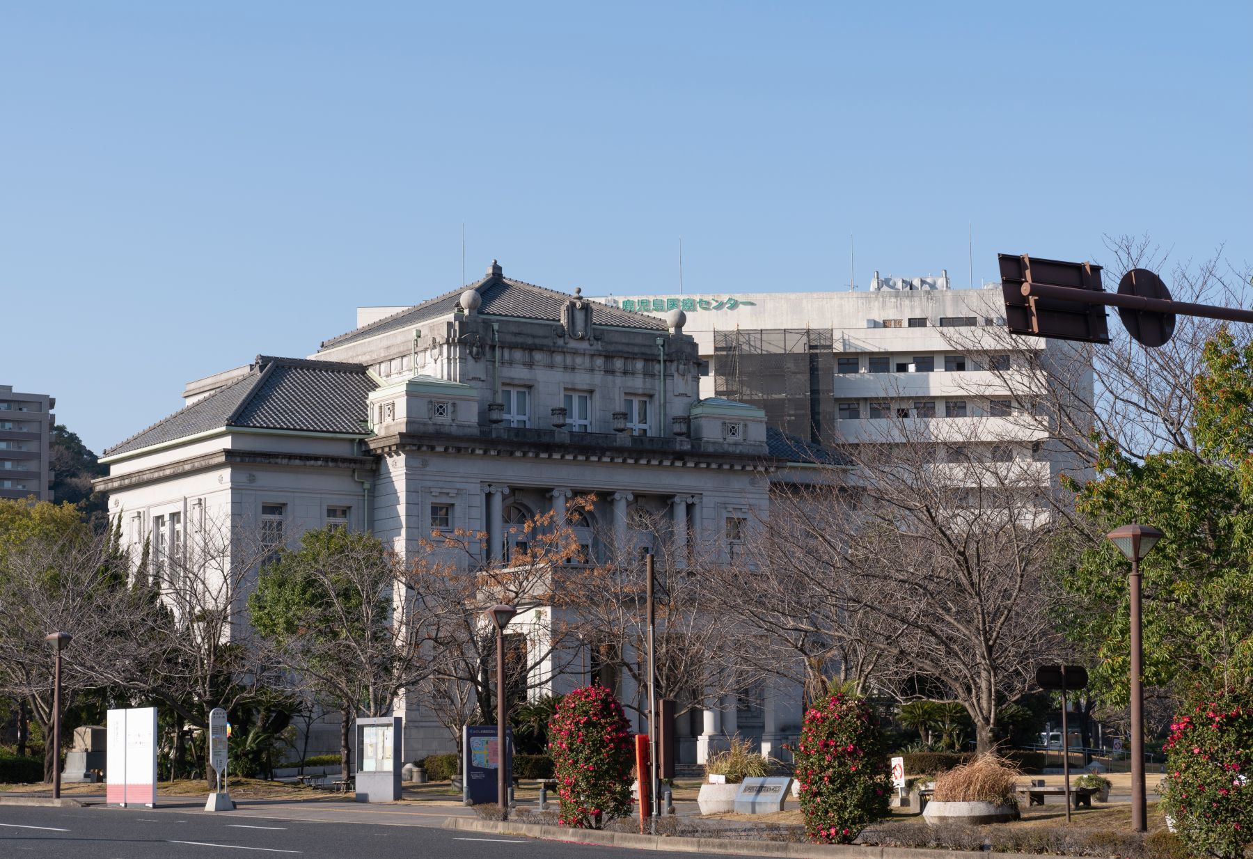 【登録有形文化財|県政記念館】 お手頃フレンチ・レストランが入る、築95年の建物。(鹿児島)_b0212342_15015561.jpg