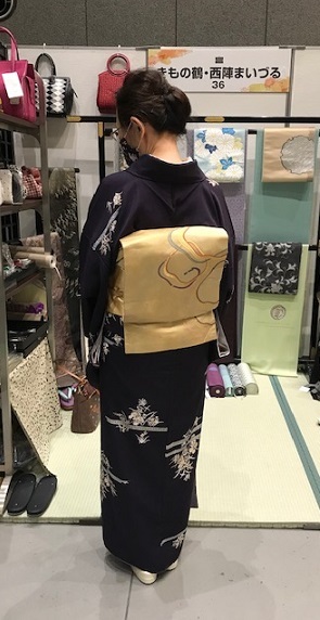 サローネのお客様・ご自身で仕立てられた素敵な小紋。_f0181251_18555187.jpg