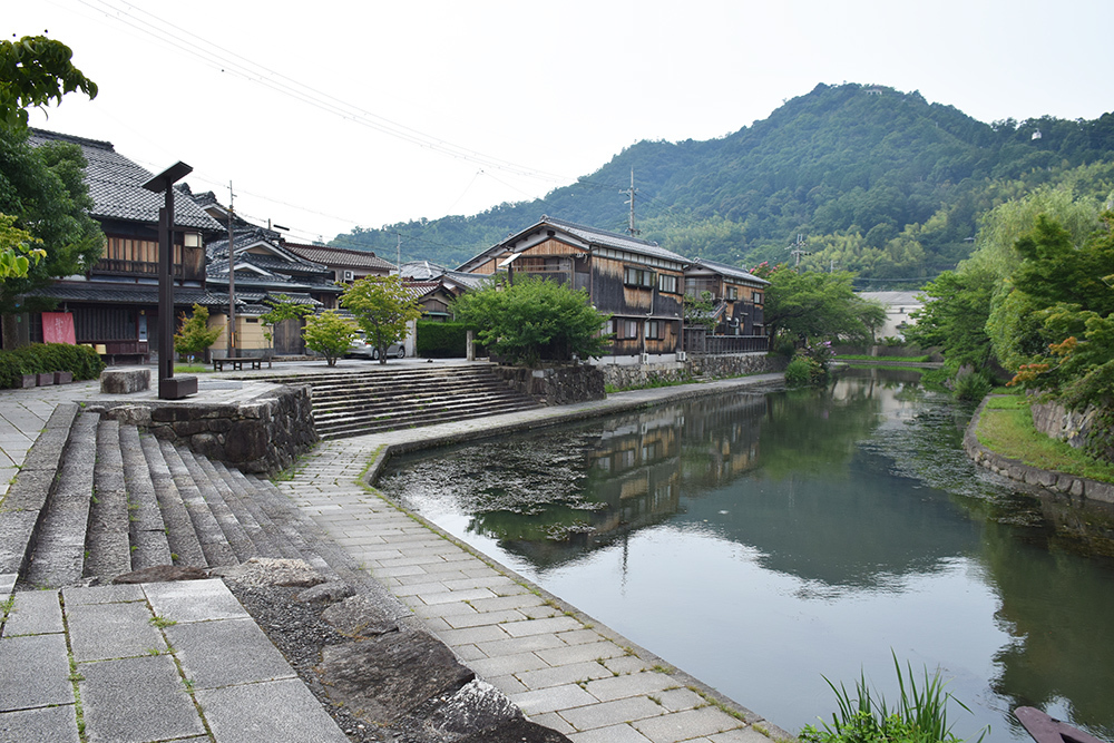 豊臣秀次が築いた八幡山城を歩く。 その6 <八幡堀と城下町>_e0158128_16385089.jpg
