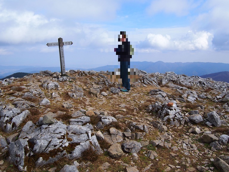 霊仙山(1083.5m)_a0271932_10264247.jpg